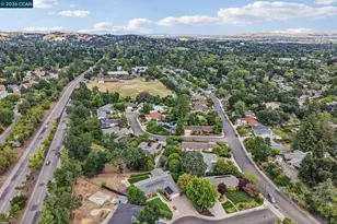 8 Bristol Ct, Pleasant Hill, CA 94523 - Photo 41