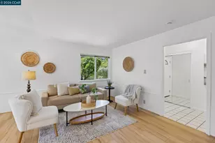 8 Bristol Ct, Pleasant Hill, CA 94523 - Photo 5