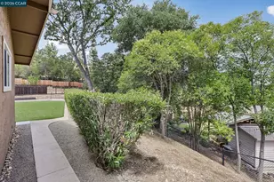 8 Bristol Ct, Pleasant Hill, CA 94523 - Photo 31