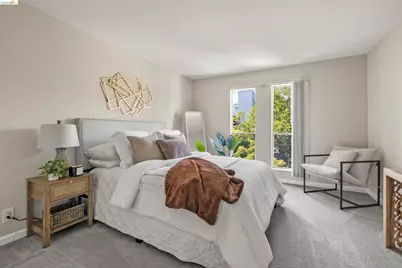466 Crescent St #307, Oakland, CA 94610 - Photo 15