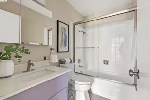 466 Crescent St, Oakland, CA 94610 - Photo 13
