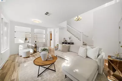10636 Roys Hill Ln, Dublin, CA 94568 - Photo 7