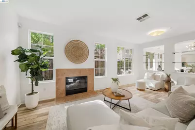 10636 Roys Hill Ln, Dublin, CA 94568 - Photo 3