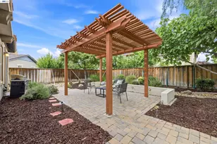 10 Echo Park Ct, Mountain House, CA 95391 - Photo 47