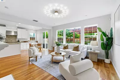 10 Echo Park Ct, Mountain House, CA 95391 - Photo 5