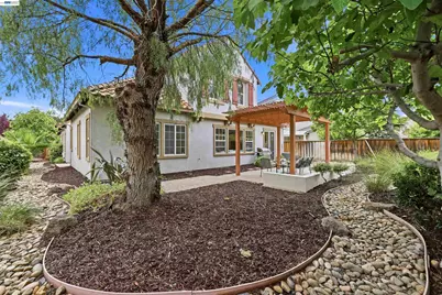 10 Echo Park Ct, Mountain House, CA 95391 - Photo 45