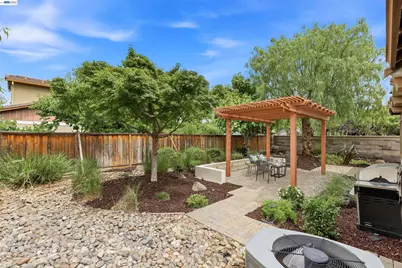 10 Echo Park Ct, Mountain House, CA 95391 - Photo 43