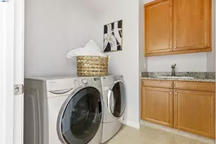 10 Echo Park Ct, Mountain House, CA 95391 - Photo 29