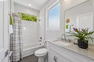 673 45th St, Oakland, CA 94609 - Photo 35