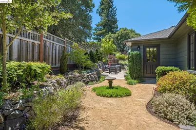 2363 Leimert Blvd, Oakland, CA 94602 - Photo 45