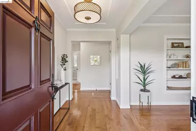 2363 Leimert Blvd, Oakland, CA 94602 - Photo 3