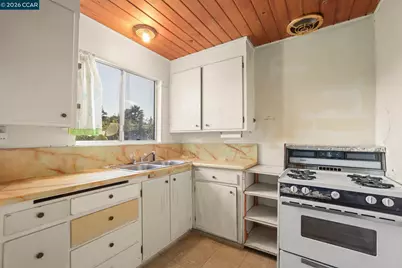 4521 Canyon Rd, El Sobrante, CA 94803 - Photo 15