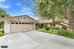742 Via Zapata, Riverside, CA 92507 - Photo 3