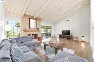 742 Via Zapata, Riverside, CA 92507 - Photo 5