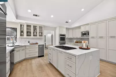 202 Glorietta Blvd, Orinda, CA 94563 - Photo 13