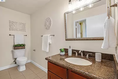 1570 165th Ave #104, Ashland, CA 94578 - Photo 15