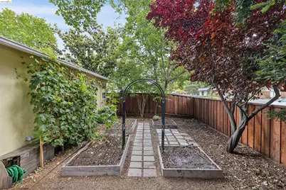 1231 Coventry Rd, Concord, CA 94518 - Photo 49