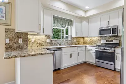 5305 Willow Glen Pl, Castro Valley, CA 94546 - Photo 3