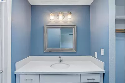 251 Shoreline Dr, Pittsburg, CA 94565 - Photo 11