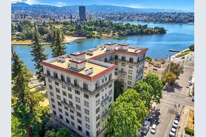 200 Lakeside Dr #801, Oakland, CA 94612 - Photo 29