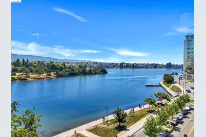 200 Lakeside Dr #801, Oakland, CA 94612 - Photo 31