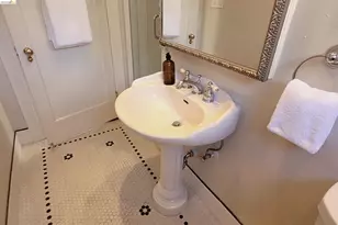 200 Lakeside Dr, Oakland, CA 94612 - Photo 25