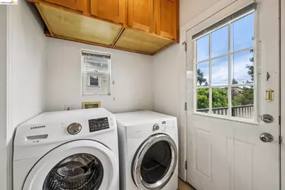 2140 Woolsey St, Berkeley, CA 94705 - Photo 23