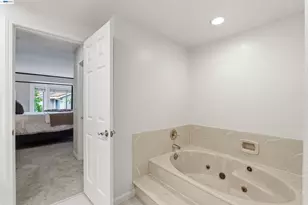 540 Ivy Pointe Cir, San Ramon, CA 94582 - Photo 17