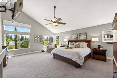 8303 Regency Dr, Pleasanton, CA 94588 - Photo 23