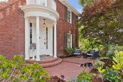 857 Paramount Rd, Oakland, CA 94610 - Photo 41