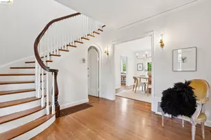 857 Paramount Rd, Oakland, CA 94610 - Photo 9