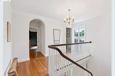 857 Paramount Rd, Oakland, CA 94610 - Photo 19