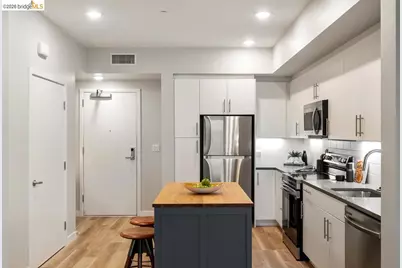 260 Brooklyn Basin Way #544, Oakland, CA 94606 - Photo 11