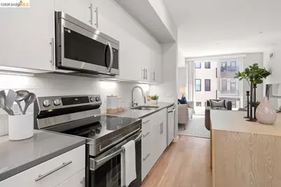 260 Brooklyn Basin Way #424, Oakland, CA 94606 - Photo 5