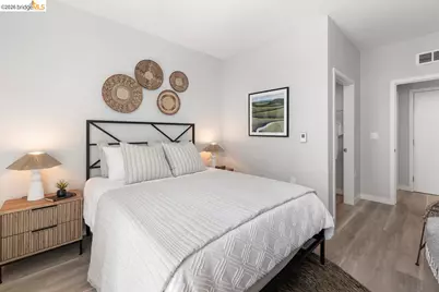 260 Brooklyn Basin Way #424, Oakland, CA 94606 - Photo 17