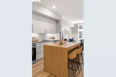 260 Brooklyn Basin Way #424, Oakland, CA 94606 - Photo 3