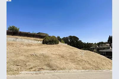 24366 Israel Ct, Hayward, CA 94541 - Photo 9