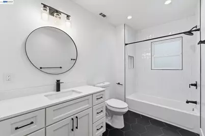 1463 103rd Ave, Oakland, CA 94603 - Photo 5