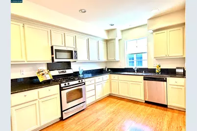 1810 Northshore Dr, Richmond, CA 94804 - Photo 9