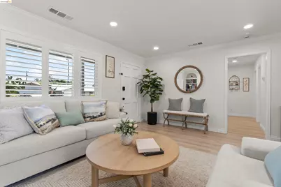 8044 Tamarack Dr, Dublin, CA 94568 - Photo 3
