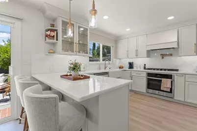 8044 Tamarack Dr, Dublin, CA 94568 - Photo 5