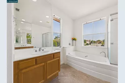 2072 Schell Mountain Way, Antioch, CA 94531 - Photo 35