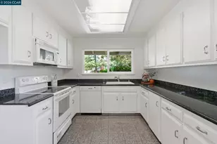 143 Miramonte Dr, Moraga, CA 94556 - Photo 7