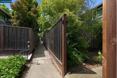 143 Miramonte Dr, Moraga, CA 94556 - Photo 29