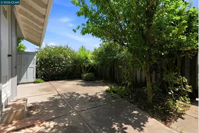 143 Miramonte Dr, Moraga, CA 94556 - Photo 27
