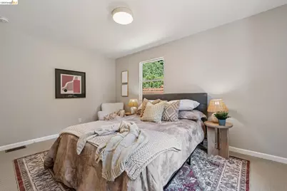 6281 Aspinwall Rd, Oakland, CA 94611 - Photo 39