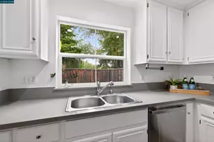 124 Coralflower Ln, San Ramon, CA 94582 - Photo 13