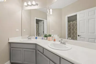224 Hearthstone Cir, Oakley, CA 94561 - Photo 21