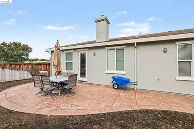 224 Hearthstone Cir, Oakley, CA 94561 - Photo 27