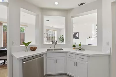 7318 Bower Ln, Dublin, CA 94568 - Photo 11